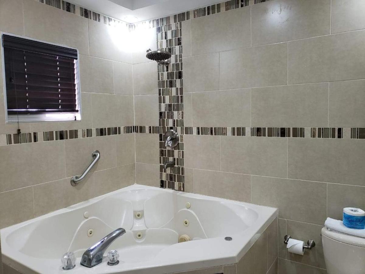 Christar Villas Hotel Kingston Luaran gambar