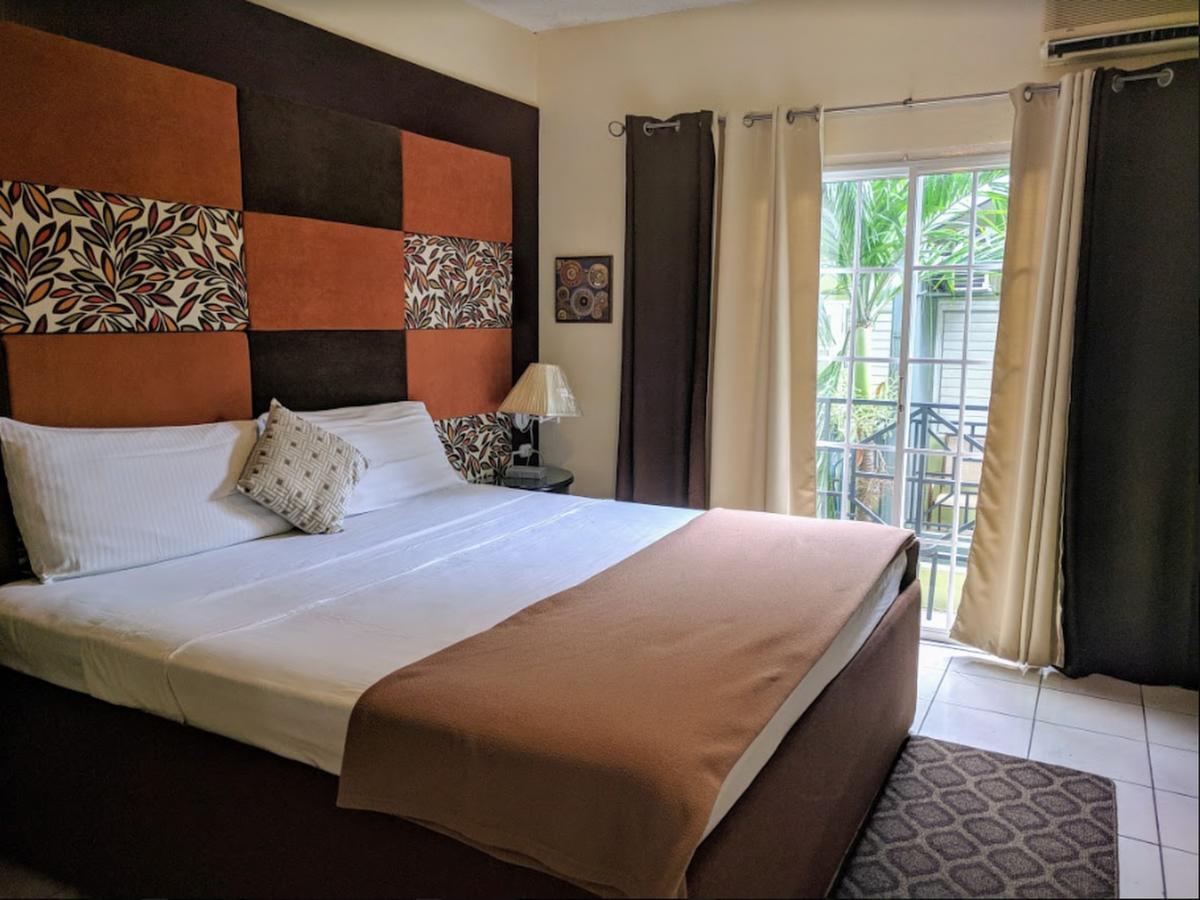 Christar Villas Hotel Kingston Luaran gambar
