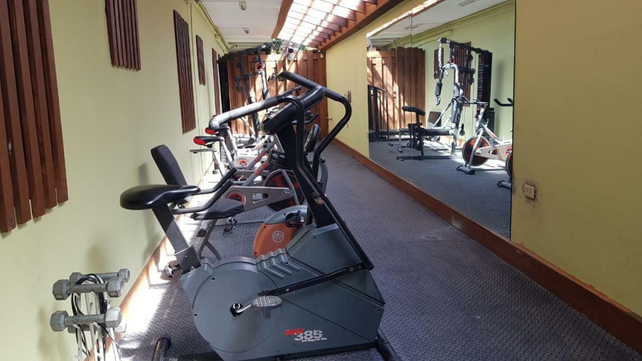 Christar Villas Hotel Kingston Luaran gambar