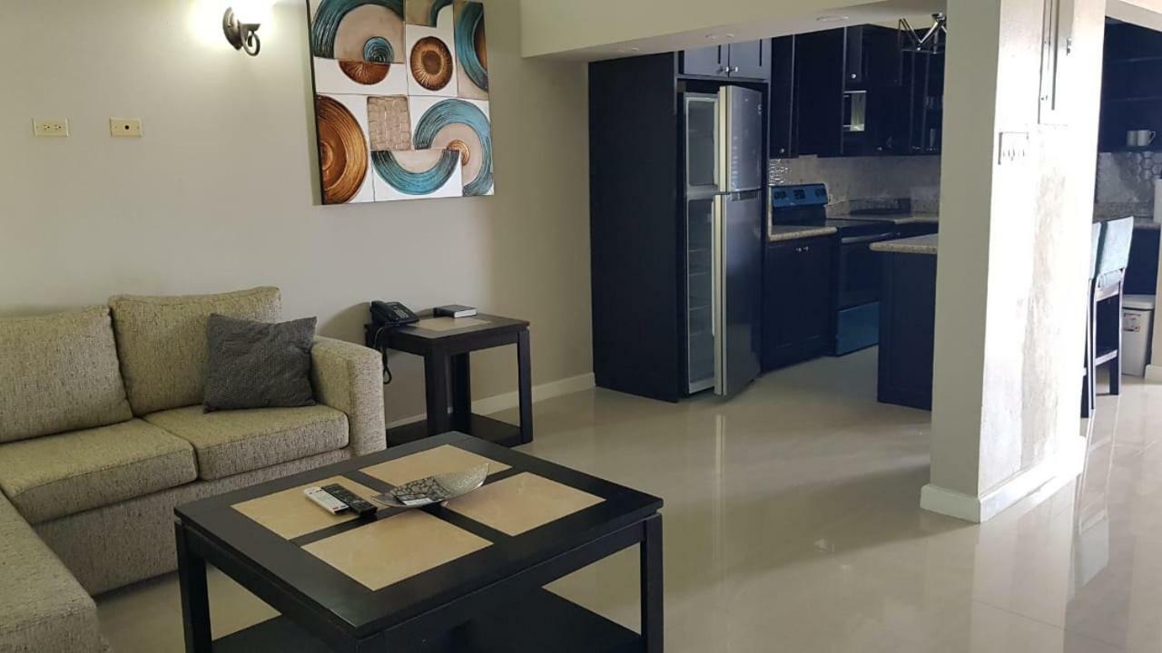 Christar Villas Hotel Kingston Luaran gambar