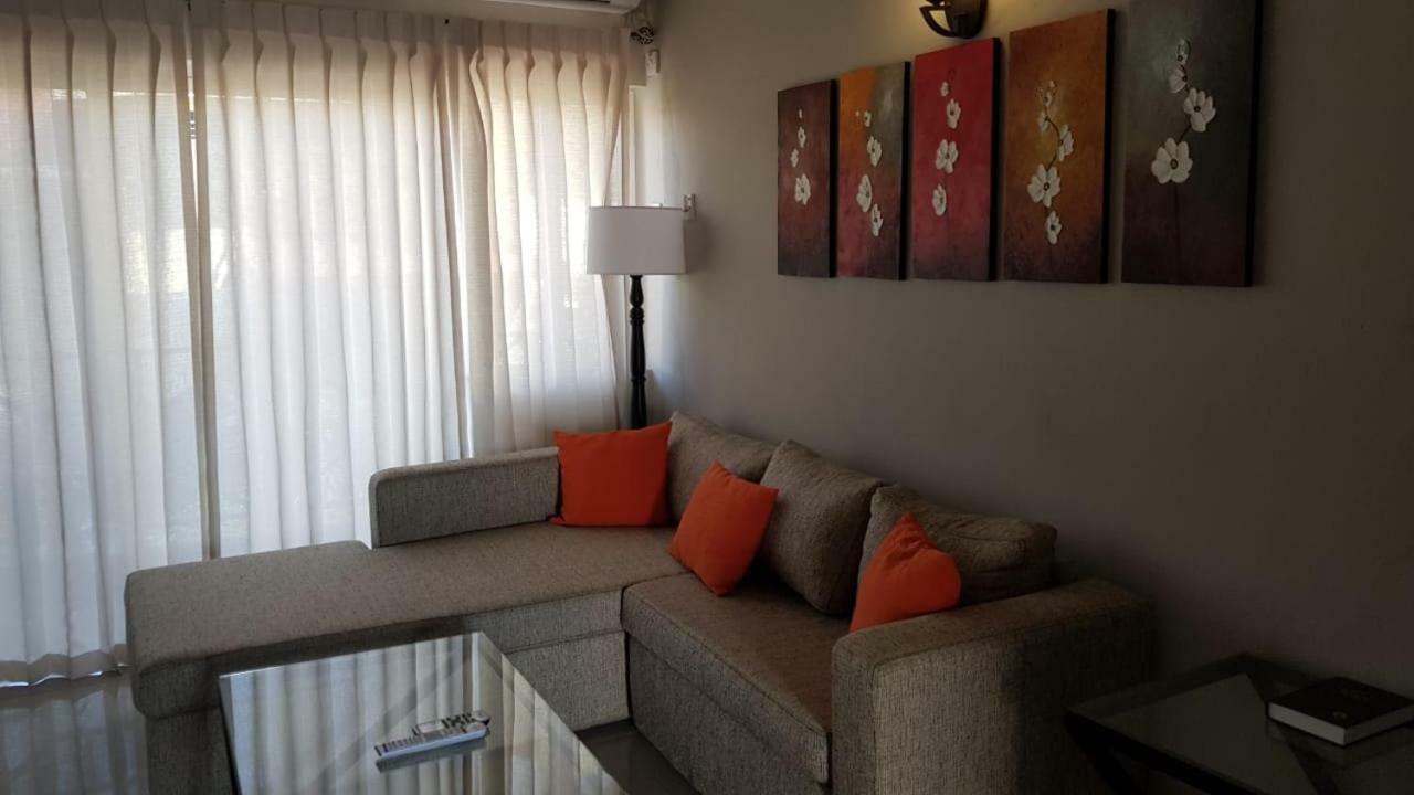 Christar Villas Hotel Kingston Luaran gambar